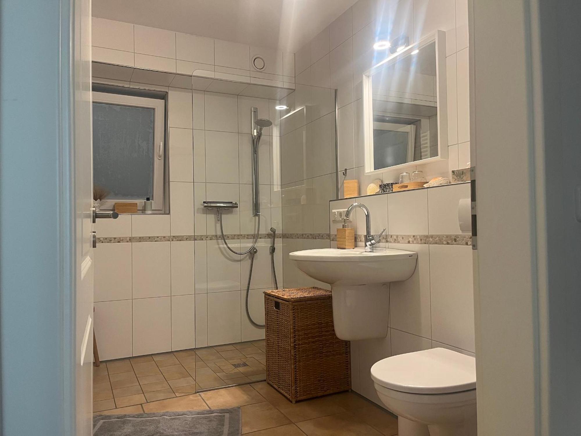 Scheppes Auszeit Apartment Wenden  ภายนอก รูปภาพ